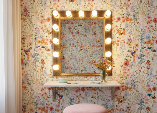Pin Up Girl Wildflower Wallpaper