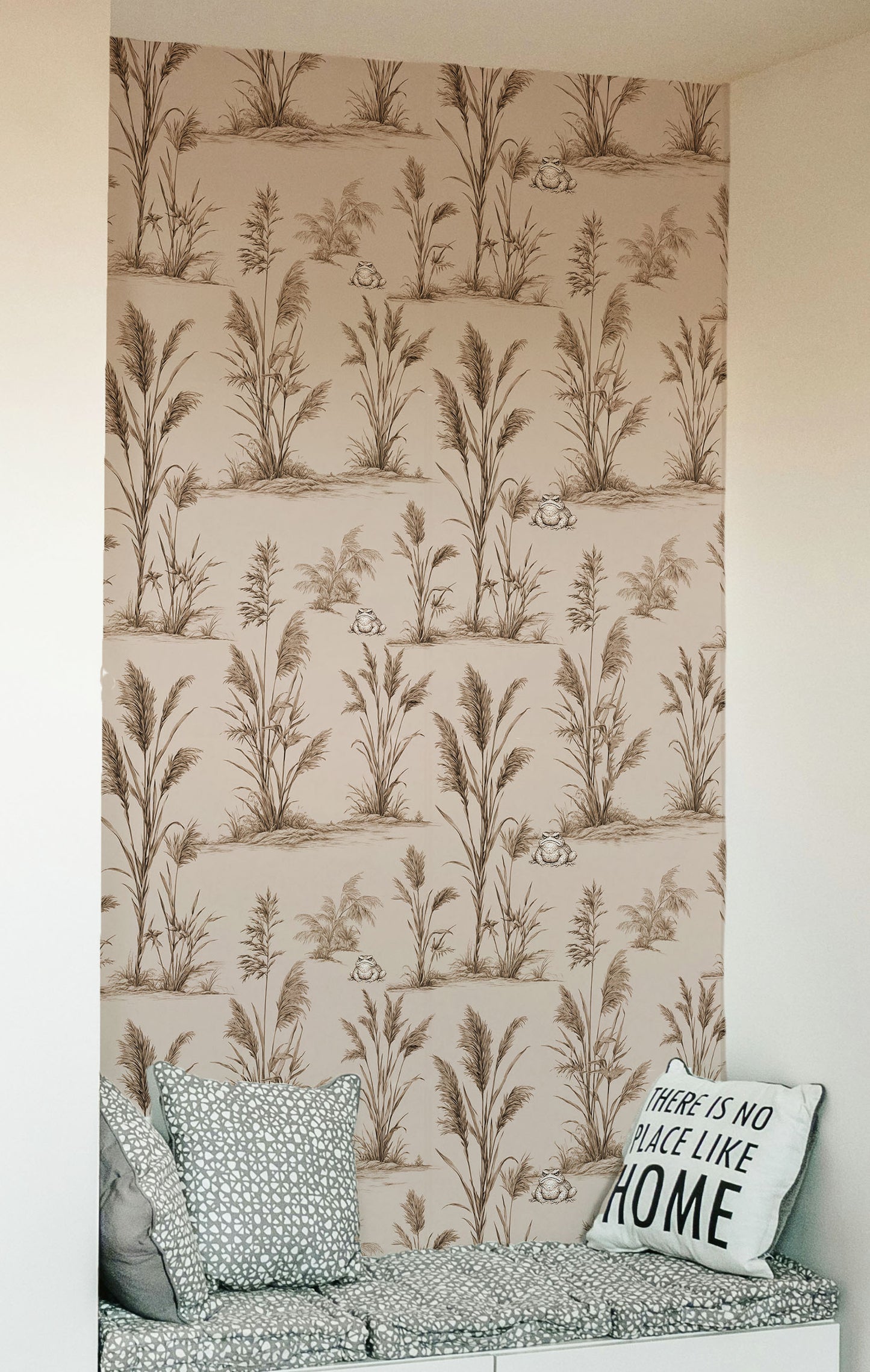 Neutral Botanical Frog Wallpaper – Grumpy Animals