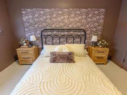 Mauve Wonderland - Purple Vintage Floral Wallpaper